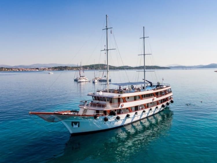 Eastern Mediterranean cruise 103794 - Atlas Dubrovnik cruise aboard the ...