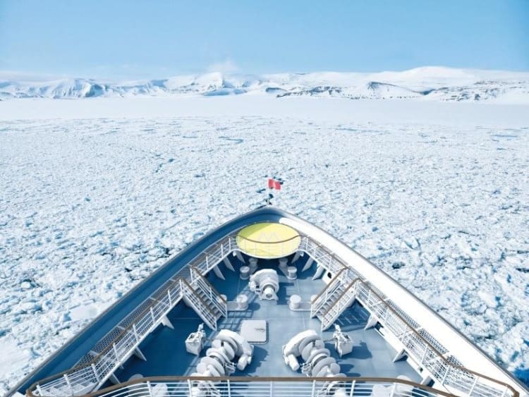 Hapag-Lloyd - HANSEATIC nature - Picture 4