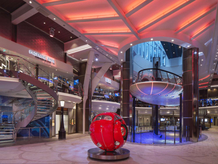 Royal Caribbean Int. - Symphony of the Seas - Image 24