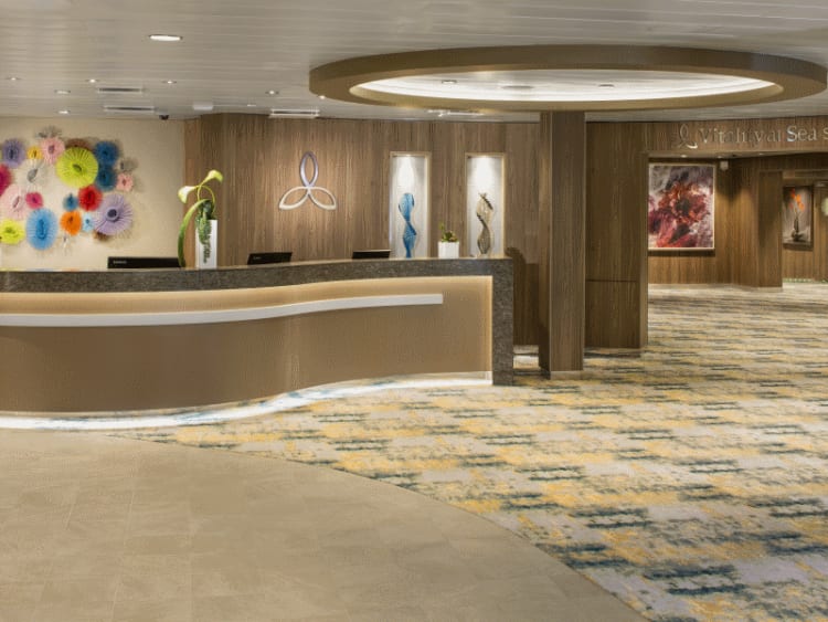Royal Caribbean Int. - Symphony of the Seas - Image 22