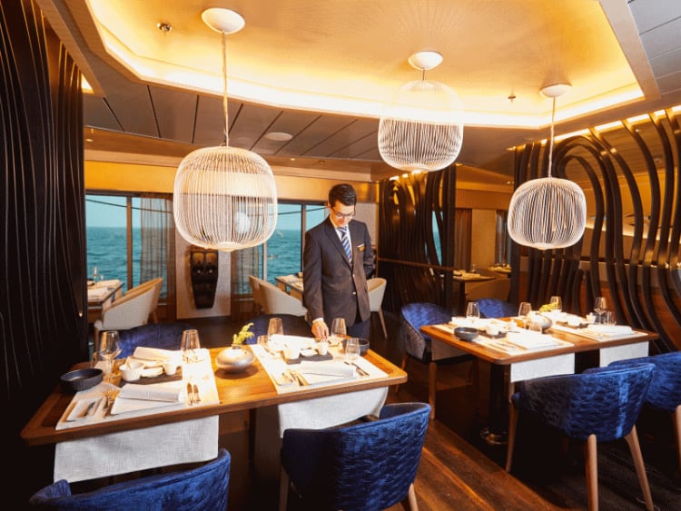 Hapag-Lloyd - HANSEATIC nature - Picture 18