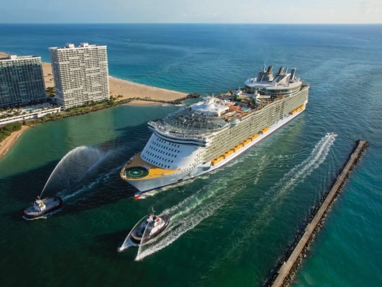 Royal Caribbean Int. - Oasis of the Seas - Image 8