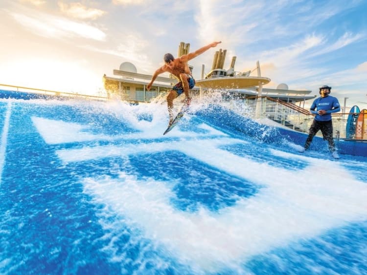 Royal Caribbean Int. - Oasis of the Seas - Image 12