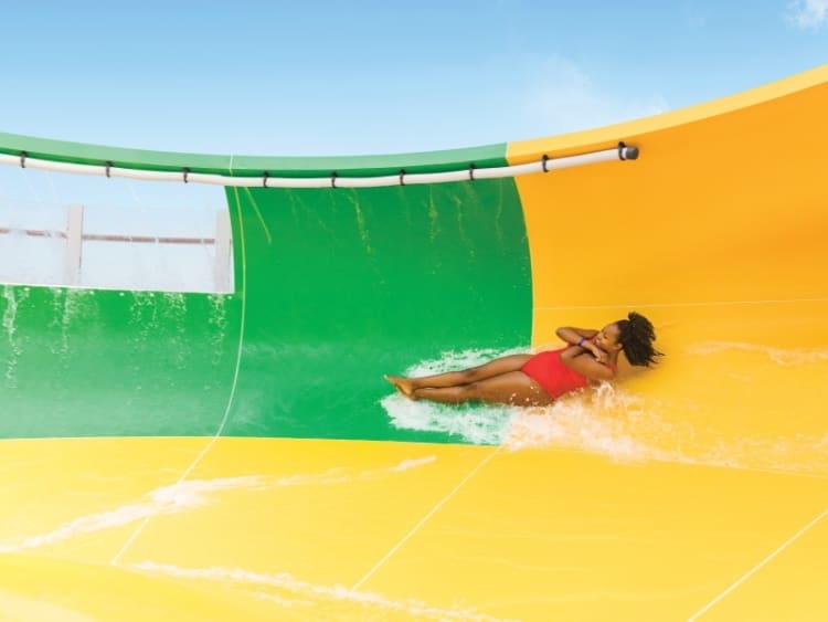 Symphony of the Seas Kreuzfahrten, Deckplan und Schiffsbewertungen