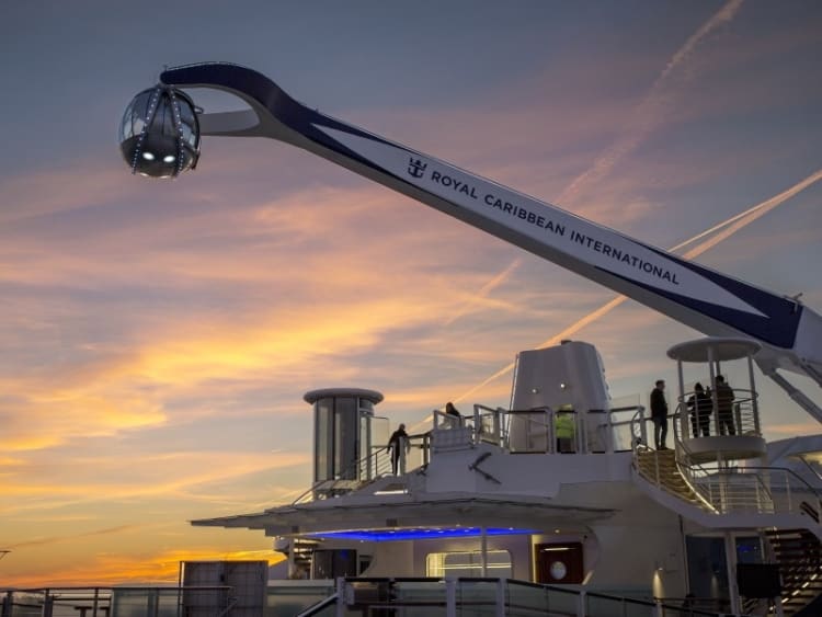 Quantum of the Seas Kreuzfahrten, Schiffsbewertungen und Deckplan