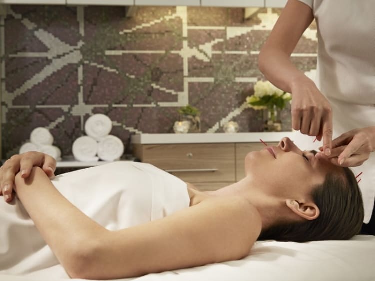 Royal Caribbean Int. - Quantum of the Seas - Image 16