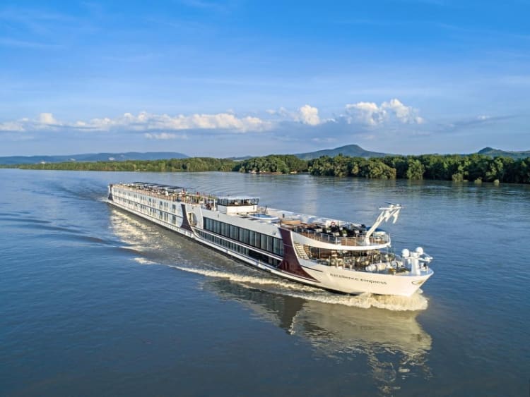 excellence queen river cruise