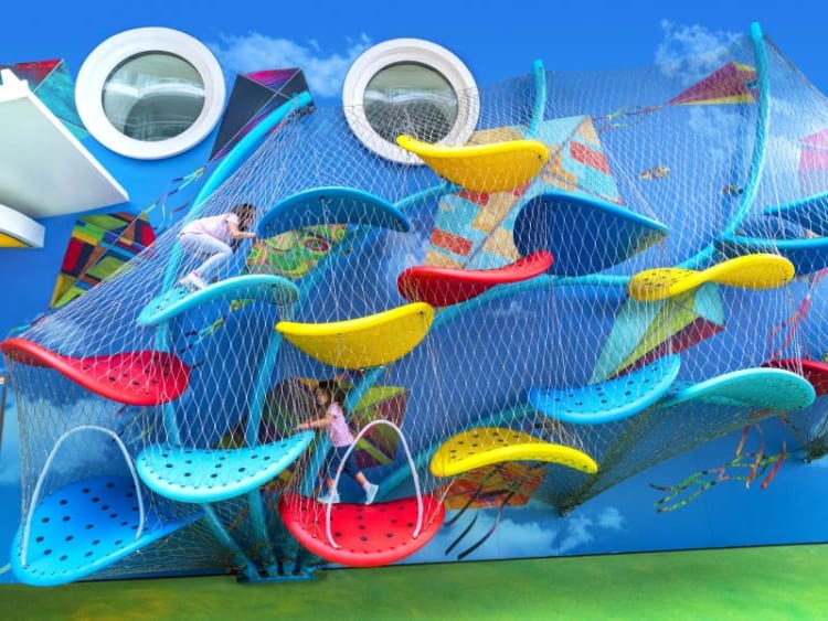 Royal Caribbean Int. - Symphony of the Seas - Image 28