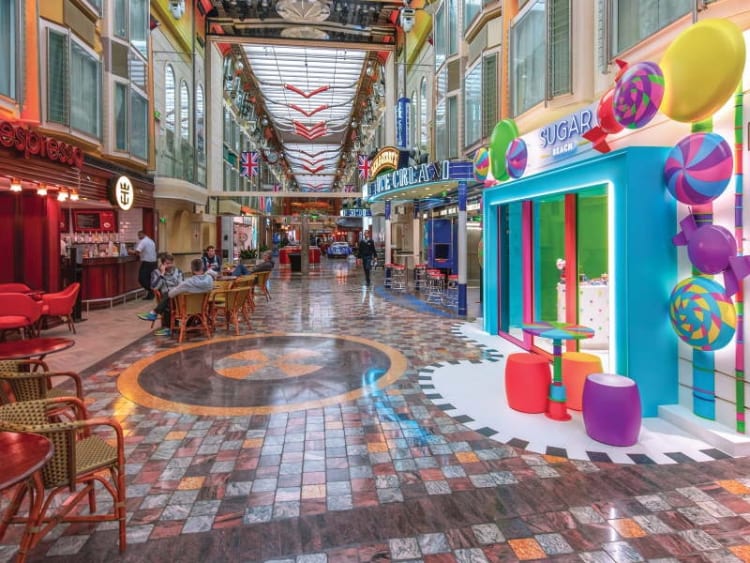 Independence of the Seas Kreuzfahrten und Schiffsbewertungen