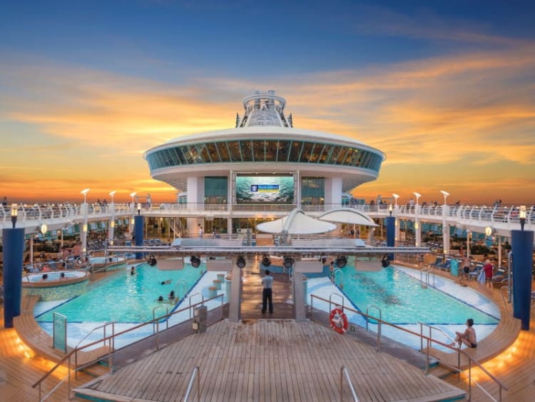 Royal Caribbean Int. - Adventure of the Seas - Image 3