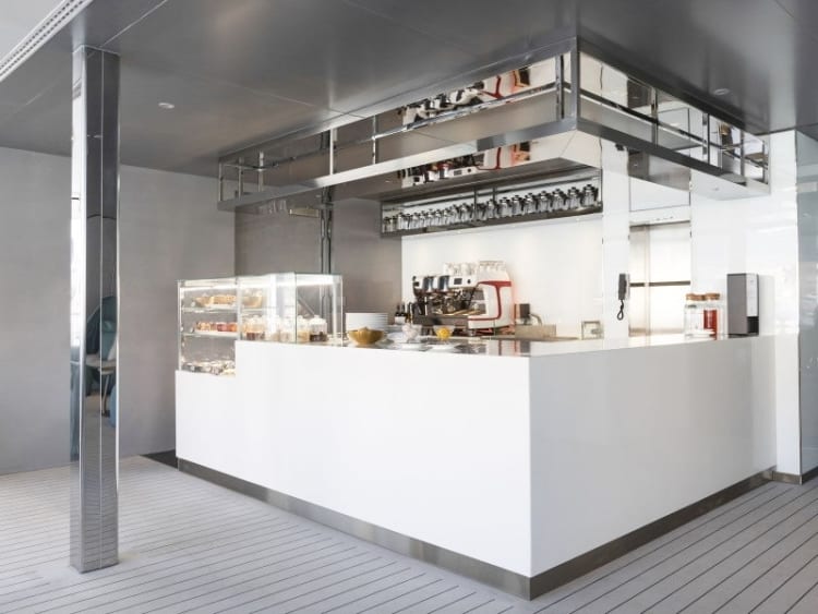 Emerald Sakara: Aqua Caf&amp;eacute&#x3b;