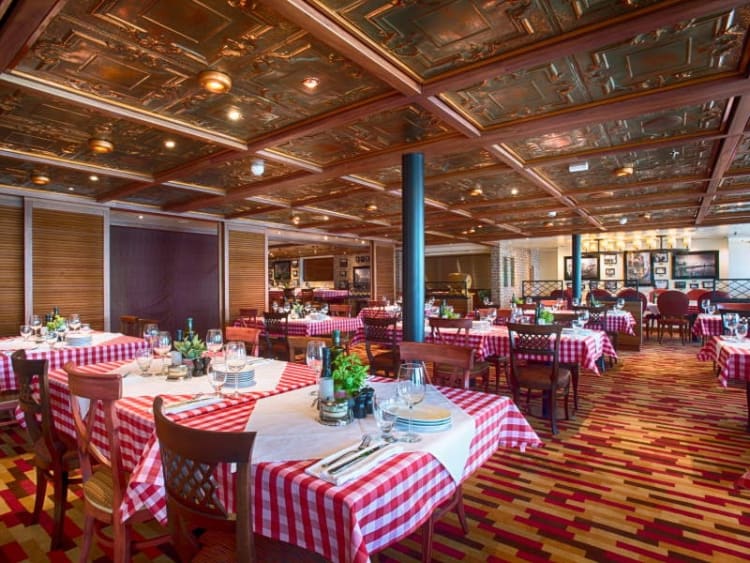 Carnival Vista Kreuzfahrten, Schiffsbewertungen und Deckplan