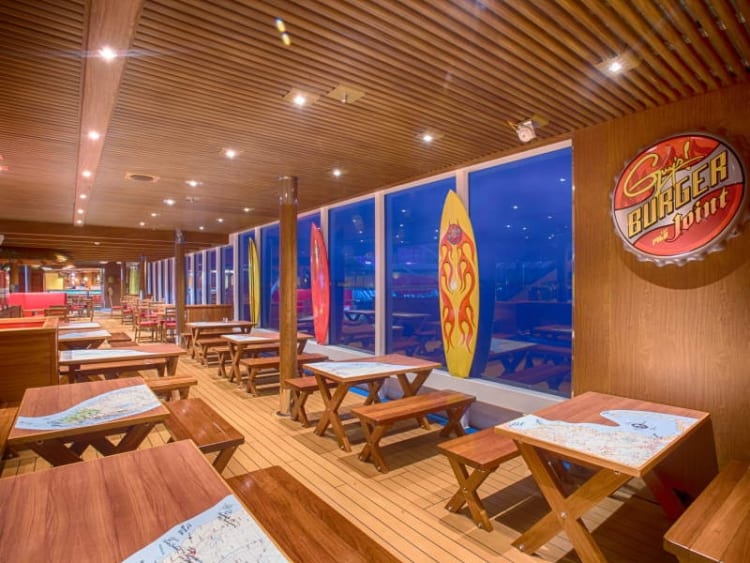 Carnival Vista Kreuzfahrten, Deckplan und Schiffsbewertungen