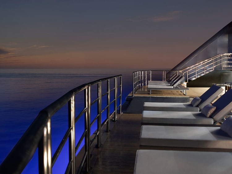 Ritz Carlton Yacht Collection - Evrima - Bild 10