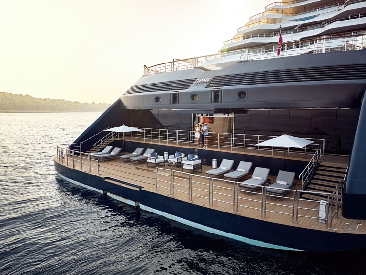 Ritz Carlton Yacht Collection - Evrima - Bild 7