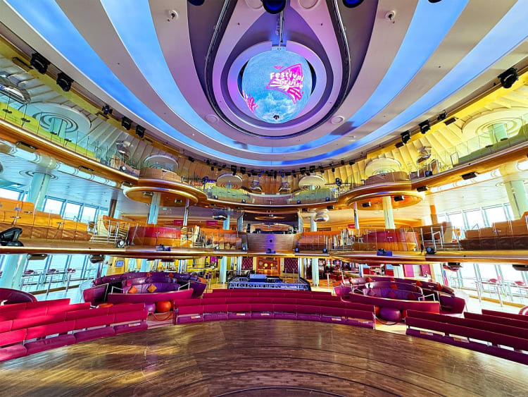 AIDAprima: Theatrium