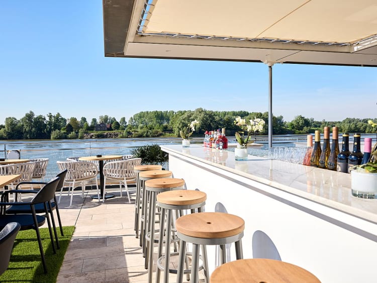 Porto Mirante: Bar auf dem Sonnendeck