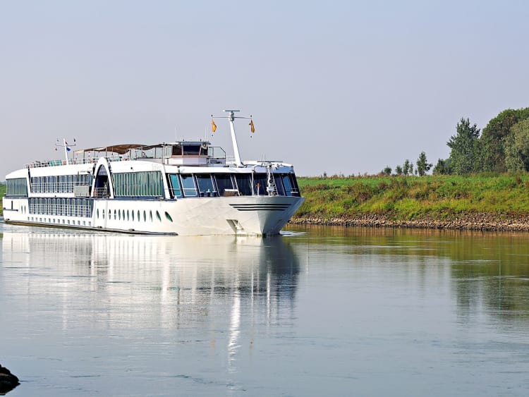 Dutch Cruise Line - Dutch Grace - Bild 2