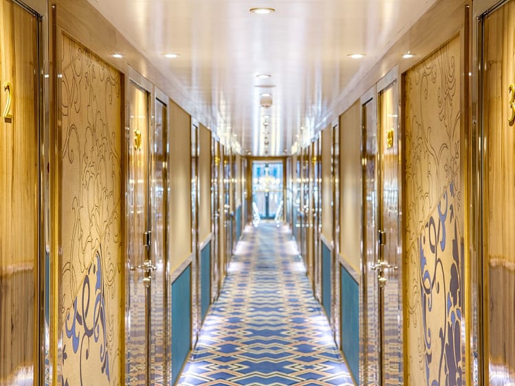 Uniworld River Cruises - S&atilde;o Gabriel - Bild 14