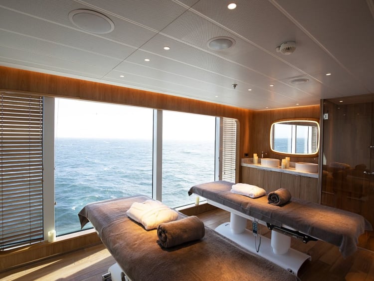 PONANT - Le Lap&eacute;rouse - Bild 6