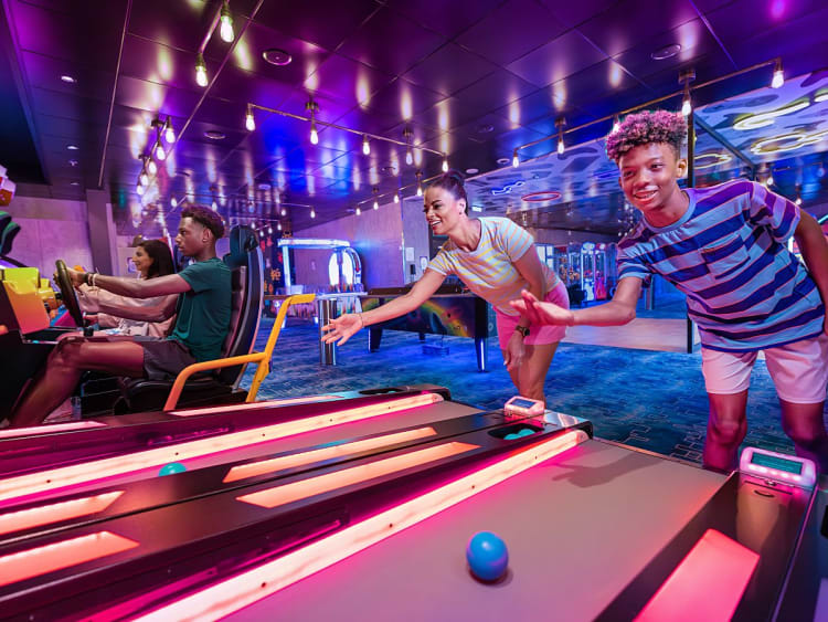 Royal Caribbean Int. - Utopia of the Seas - Image 23