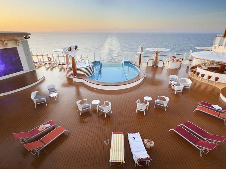 AIDAcosma: Sonnendeck