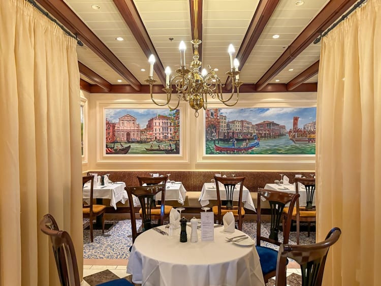 AIDAprima: Restaurant Casa Nova