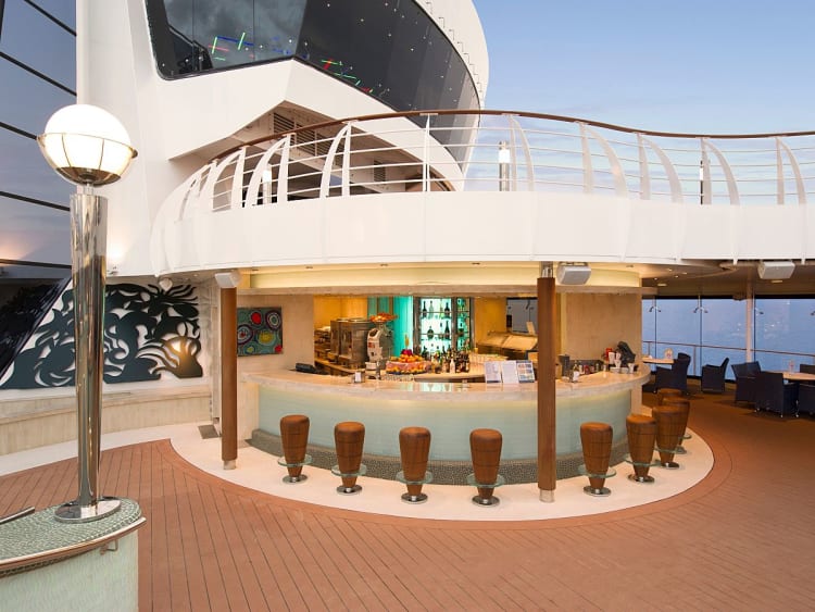 MSC Preziosa: Pool Bar