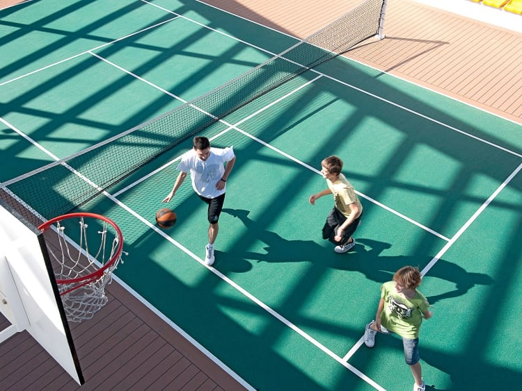 MSC Preziosa: Sport - Basketballplatz