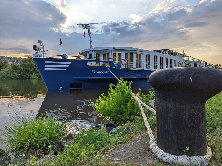 Casanova: Au&szlig;enansicht