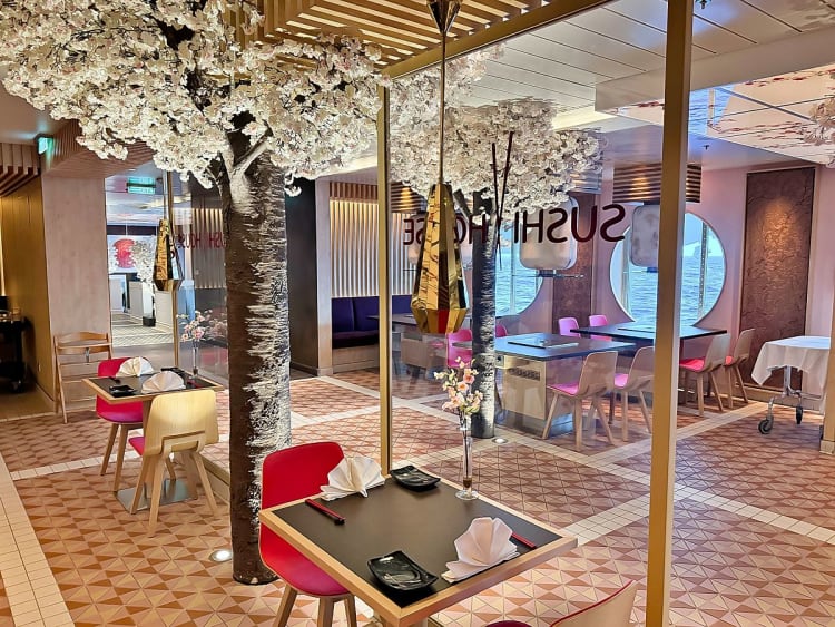 AIDAcosma: Restaurant Sushi House