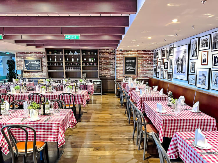 AIDAcosma: italienisches Restaurant Mama Mia