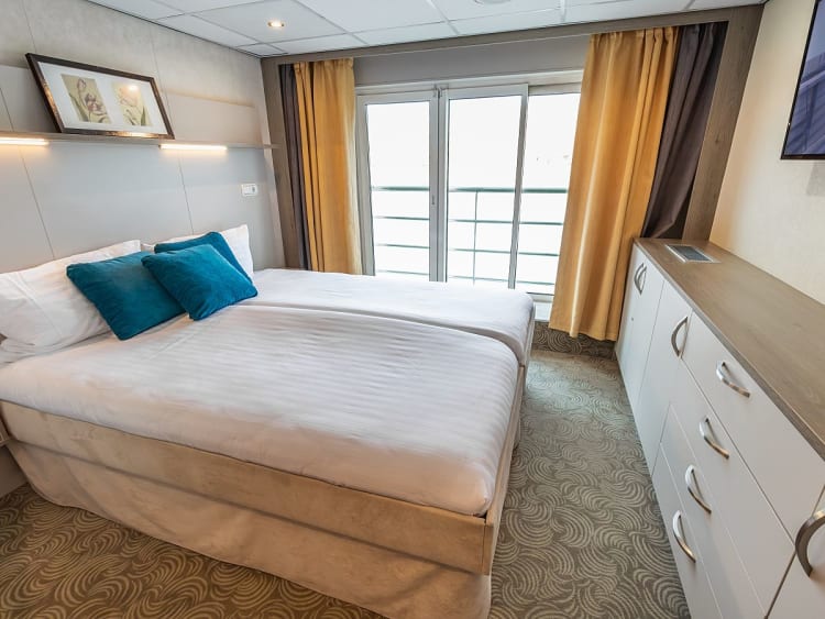 DCS Amethyst 1: Superior-Kabine auf dem Mitteldeck