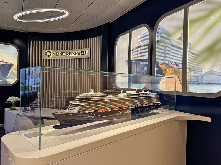 Mein Schiff 7: Miniatur Schiffe