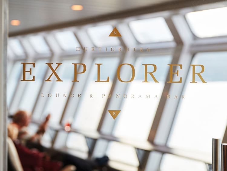 Nordkapp: Explorer Lounge & Panorama Bar