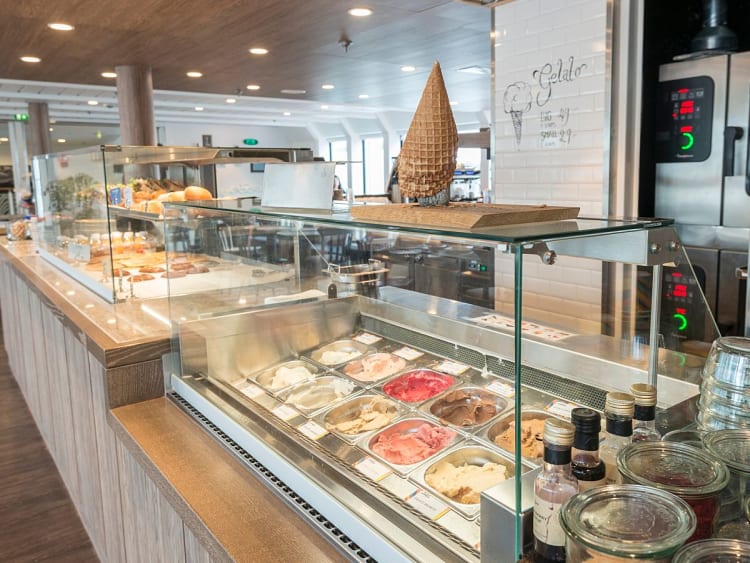 Polarlys: Cafe Multe Bakery