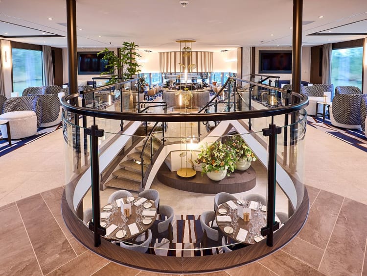 VIVA ENJOY: Lounge & Bar