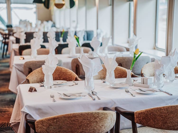 Rousse Prestige: Restaurant sur le pont panoramique