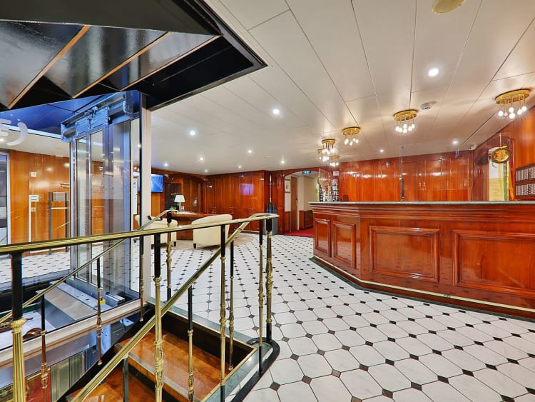 Elegant Lady: Rezeption