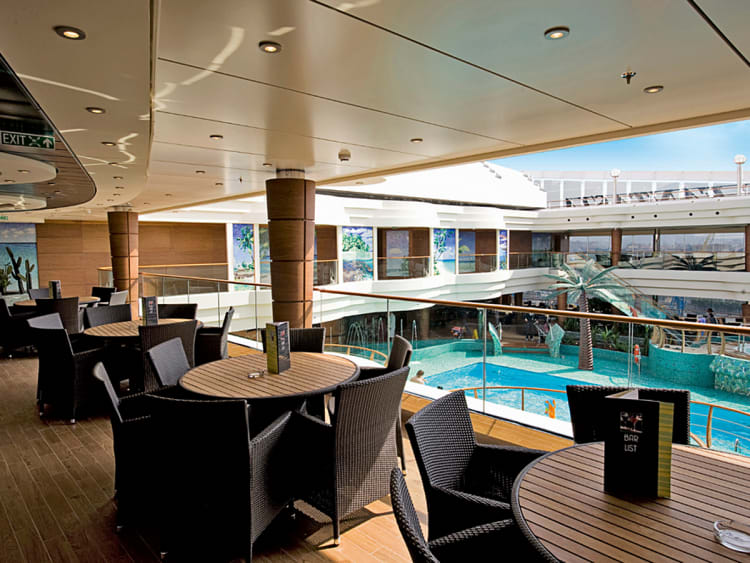 MSC Fantasia: Gaudi Bar