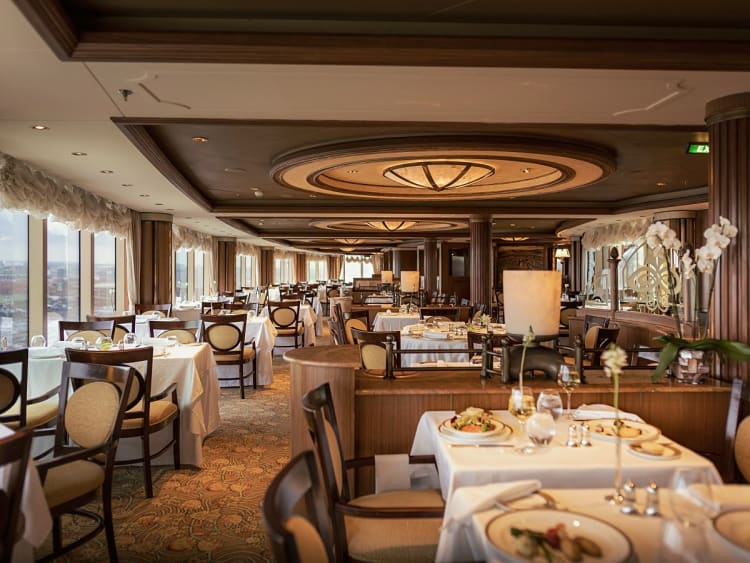 Queen Victoria: Princess Grill Restaurant auf Deck 11