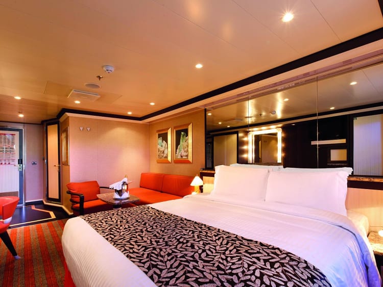 Costa Favolosa: Samsara Grand Suite mit Meerblick Veranda Innenraum