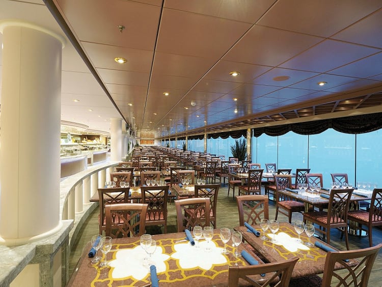 MSC Poesia: Villa Pompeiana Restaurant