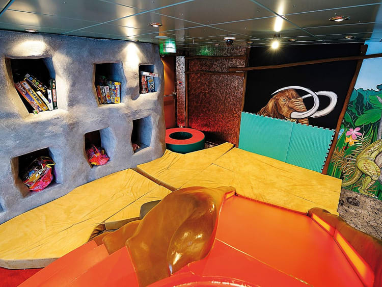 MSC Poesia: Kinderbereich mit Mattenboden