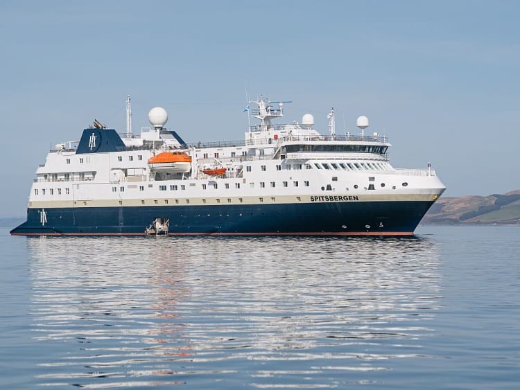 Spitsbergen: Au&szlig;enansicht