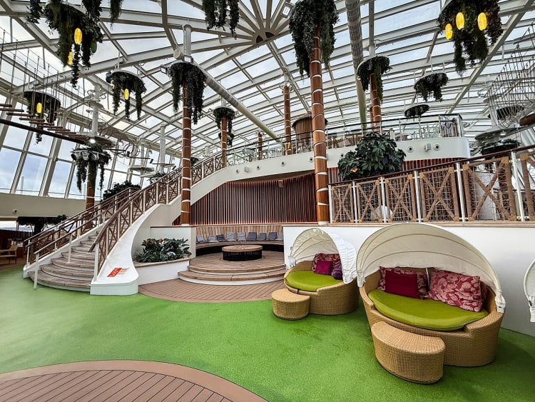 AIDAnova: Four Elements Klettergarten auf Deck 17