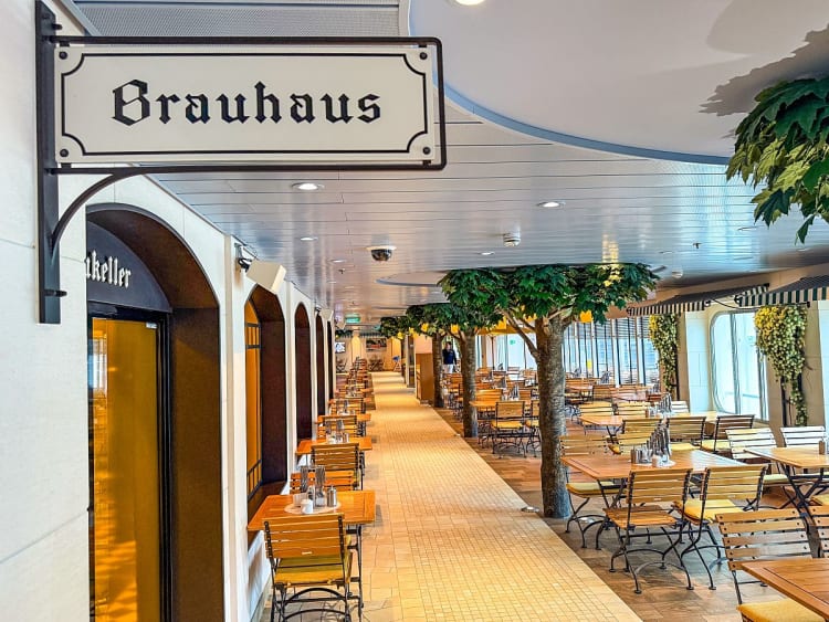 AIDAnova: Brauhaus auf Deck 8
