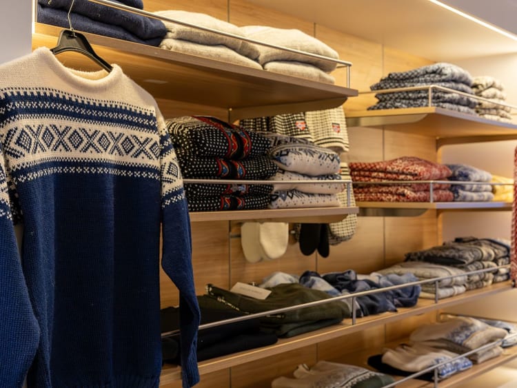 Havila Capella: Havila Shop auf Deck 6