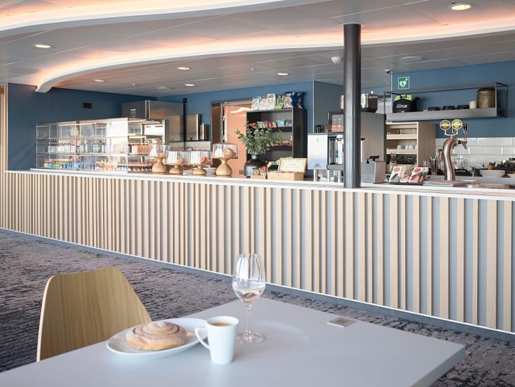 Havila Castor: Havly Cafe auf Deck 6