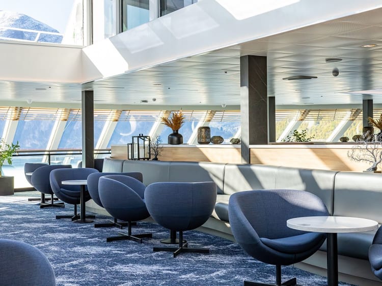 Havila Castor: Havblikk Lounge auf Deck 9